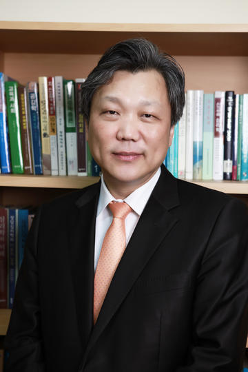 Myung Ho Cha 